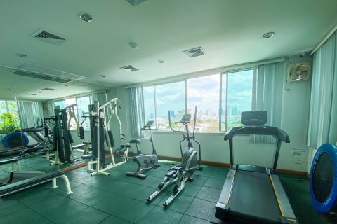 Condominio de 2 dormitorios en Yan Nawa, Bangkok, Tailandia № 140985 - foto 28