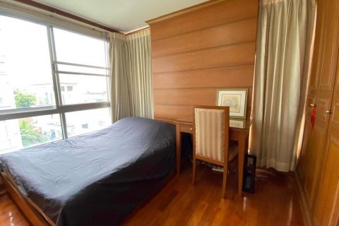 Condominio de 2 dormitorios en Yan Nawa, Bangkok, Tailandia № 140985 - foto 17