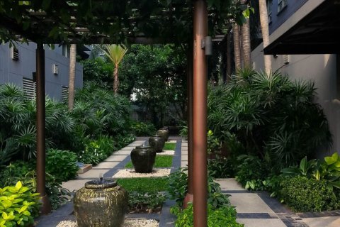 Condominio de 2 dormitorios en Yan Nawa, Bangkok, Tailandia № 140985 - foto 21