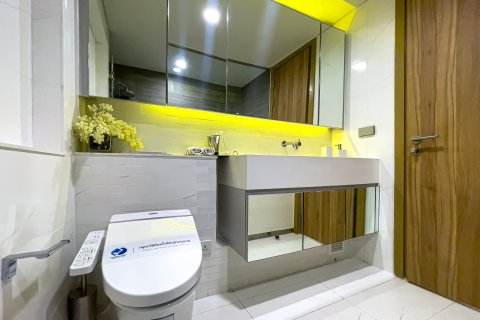 Condominio de 1 dormitorio en Bangkok, Tailandia № 143435 - foto 14