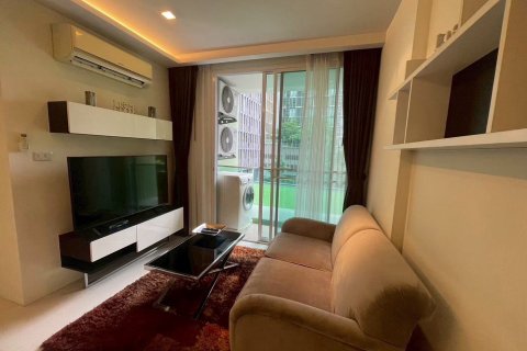 Studio in the Condo in Watthana, Bangkok, Thailand № 171120