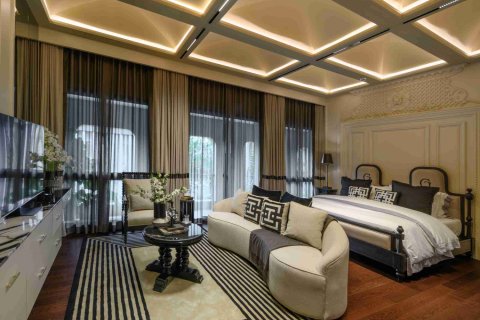 Casa de 5 dormitorios en Bangkok, Tailandia № 183943 - foto 8