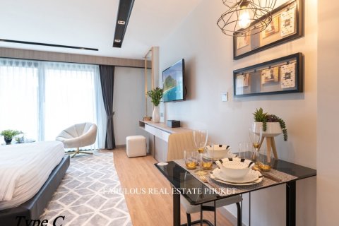 Condominio de 1 dormitorio en Kata, Tailandia № 179718 - foto 12