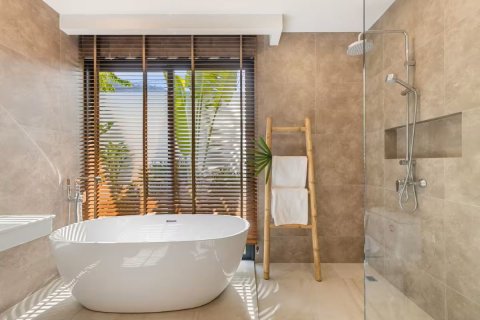 Haus in Ko Samui, Thailand 3 Schlafzimmer № 162702 - Foto 16