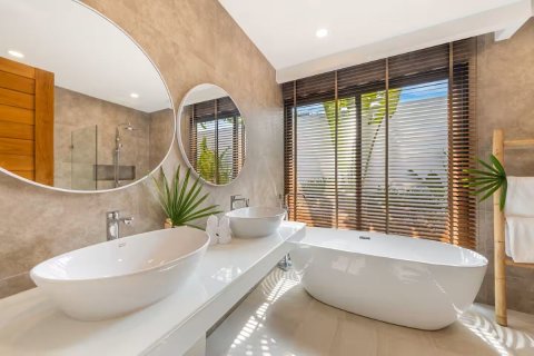 Haus in Ko Samui, Thailand 3 Schlafzimmer № 162702 - Foto 17