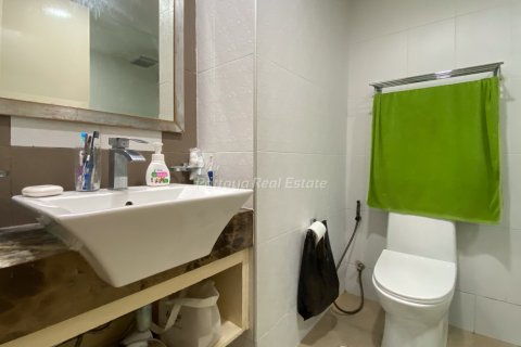 Studio in the Condo in Bang Lamung, Thailand  № 214125 - photo 7