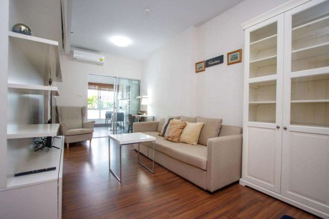 Condo à Chiang Mai, Thaïlande, 1 chambre  № 220475 - photo 6