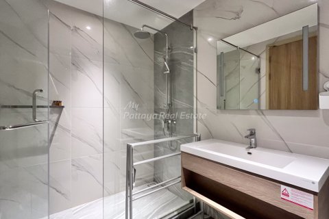 Condo in Pattaya, Thailand, 1 bedroom  № 214124 - photo 9