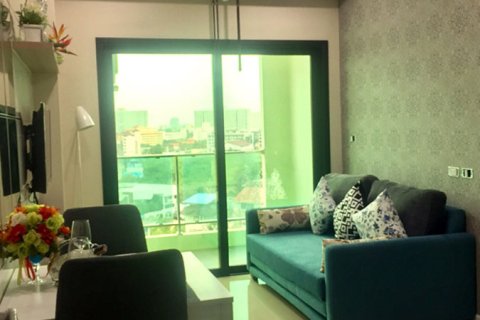 Condominio de 1 dormitorio en Jomtien Beach, Pattaya, Tailandia № 204134 - foto 2