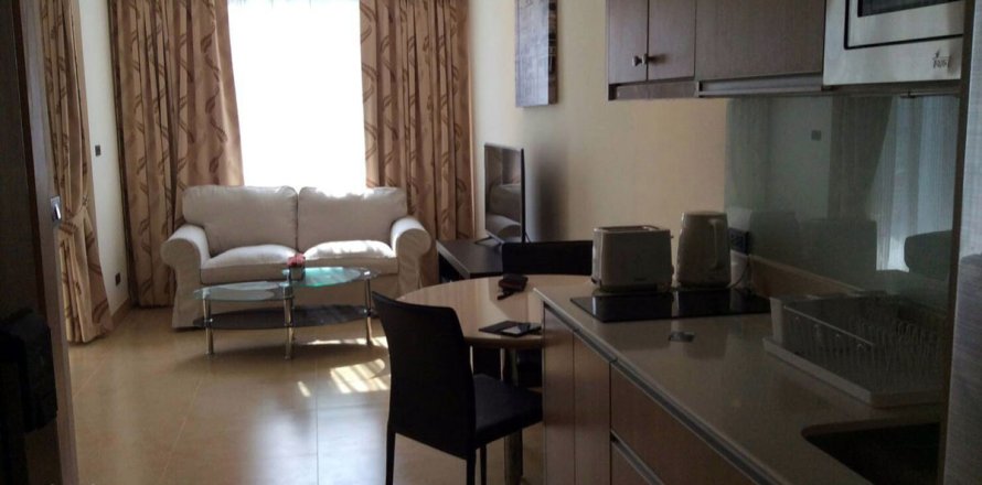 Estudio en el condominio en Pattaya, Tailandia № 204136