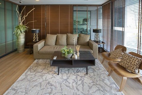Estudio en el condominio en Huai Khwang, Bangkok, Tailandia № 154175 - foto 3
