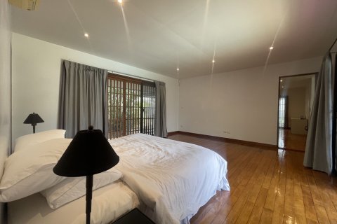 Chalet de 3 dormitorios en Phuket, Tailandia № 164613 - foto 9