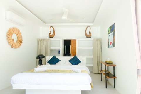 Villa in Ko Samui, Thailand 4 bedrooms № 138517 - photo 18