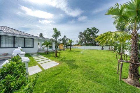 Estudio en Bang Lamung, Tailandia № 232909
