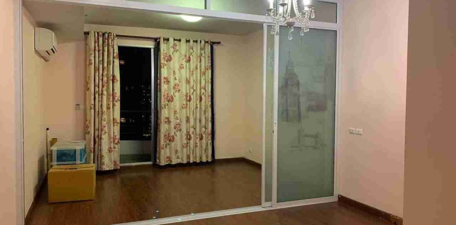 Condominio de 1 dormitorio en Thonburi, Bangkok, Tailandia № 208758