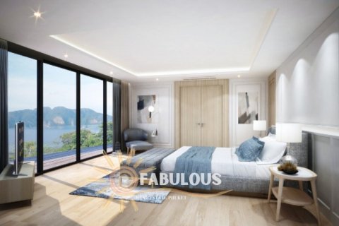 Villa in Rawai, Thailand 3 bedrooms № 179308 - photo 7