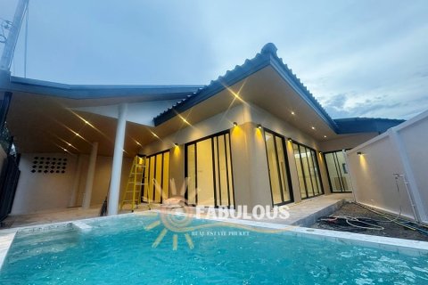 Villa in Chalong, Thailand 3 bedrooms № 179310 - photo 12