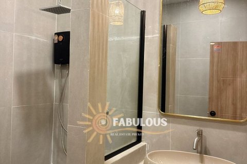 Villa in Chalong, Thailand 3 bedrooms № 179310 - photo 5