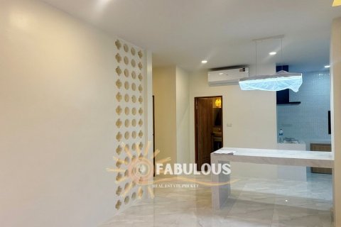 Villa in Chalong, Thailand 3 bedrooms № 179310 - photo 17