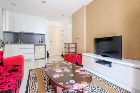 Condominio de 1 dormitorio en Jomtien Beach, Pattaya, Tailandia № 204311 - foto 4