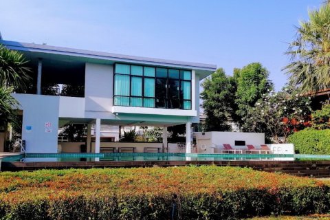 Sobre plano The Plant ChaengWattana en Nonthaburi, Tailandia № 59052
