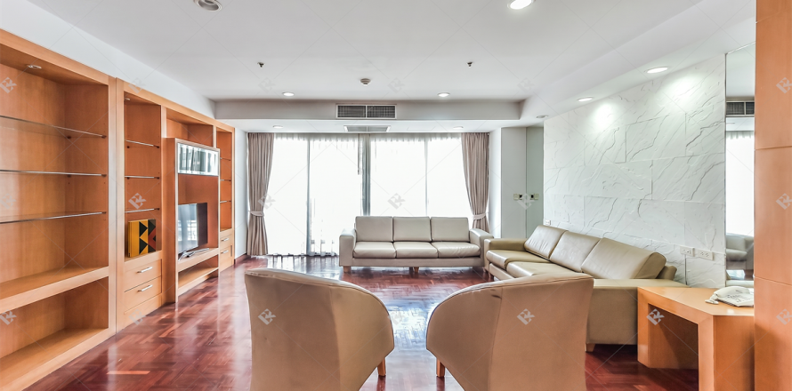 Wohnung in Bangkok, Thailand 3 Schlafzimmer № 197458