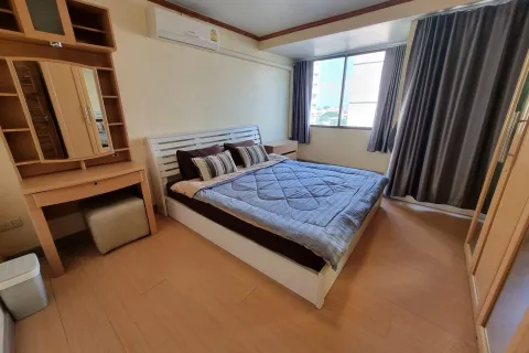 Condominio de 4 dormitorios en Chiang Mai, Tailandia № 161371 - foto 11
