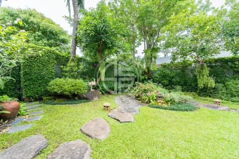 Chalet de 4 dormitorios en Phuket, Tailandia № 190713 - foto 17