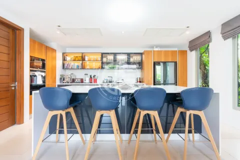 Chalet de 4 dormitorios en Phuket, Tailandia № 190713 - foto 6