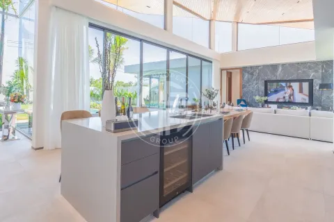 Chalet de 4 dormitorios en Phuket, Tailandia № 190712 - foto 5