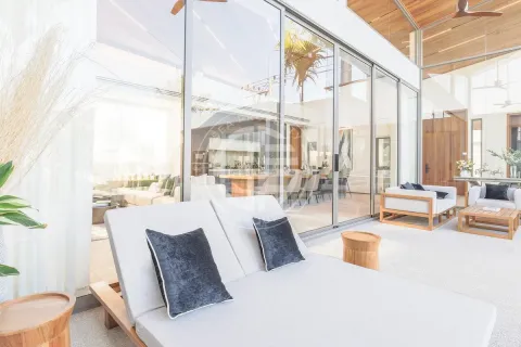 Chalet de 4 dormitorios en Phuket, Tailandia № 190712 - foto 14