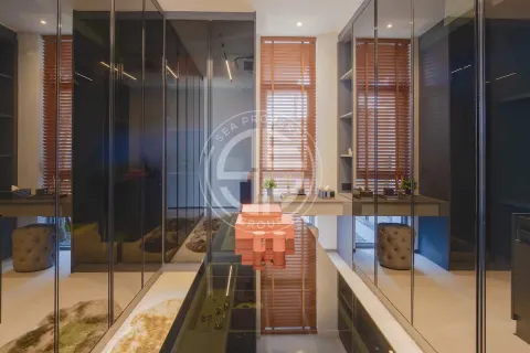 Chalet de 4 dormitorios en Phuket, Tailandia № 190712 - foto 12