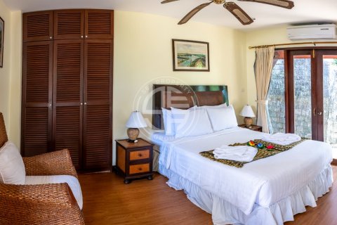Chalet de 4 dormitorios en Patong, Tailandia № 190714 - foto 14
