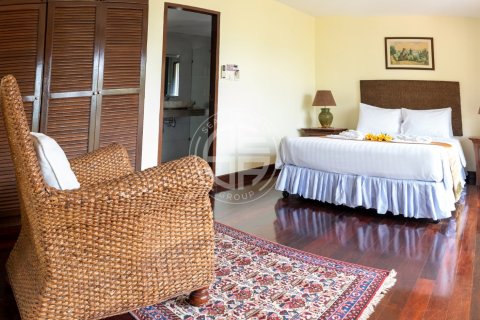 Chalet de 4 dormitorios en Patong, Tailandia № 190714 - foto 13