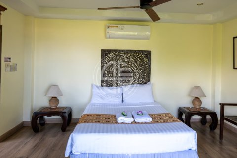 Chalet de 4 dormitorios en Patong, Tailandia № 190714 - foto 8