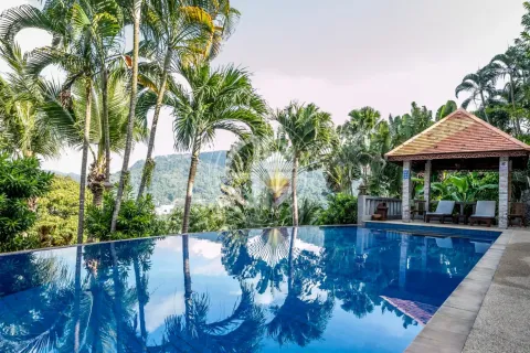 Villa à Patong, Thaïlande 4 chambres № 190714