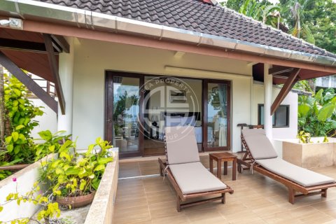 Chalet de 4 dormitorios en Patong, Tailandia № 190714 - foto 18