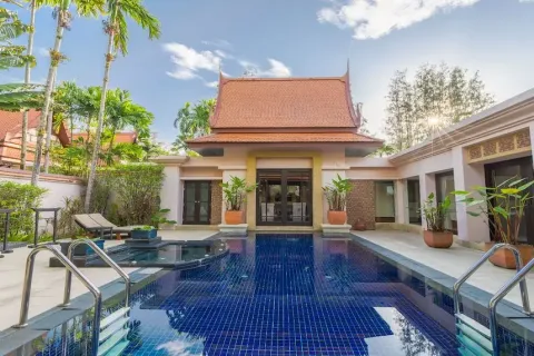Chalet de 2 dormitorios en Phuket, Tailandia № 190716