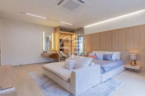 Chalet de 3 dormitorios en Bang Tao, Tailandia № 190715 - foto 7
