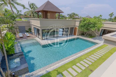 Chalet de 3 dormitorios en Bang Tao, Tailandia № 190715 - foto 17