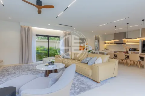 Chalet de 3 dormitorios en Bang Tao, Tailandia № 190715 - foto 2