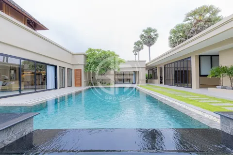 Chalet de 3 dormitorios en Bang Tao, Tailandia № 190715 - foto 15