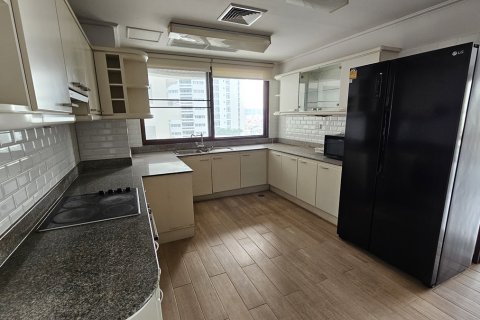 Eigentumswohnung in Watthana, Bangkok, Thailand, 3 Schlafzimmer № 201164 - Foto 10