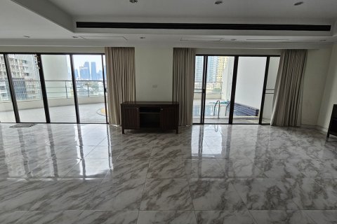 Eigentumswohnung in Watthana, Bangkok, Thailand, 3 Schlafzimmer № 201164 - Foto 5