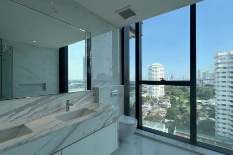 Condo in Sathon, Bangkok, Thailand, 4 bedrooms № 201162 - photo 11