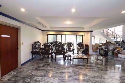 Casa de 4 dormitorios en Thawi Watthana, Bangkok, Tailandia № 54621 - foto 2