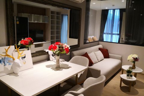Estudio en el condominio en Watthana, Bangkok, Tailandia № 142817 - foto 1