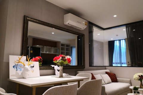 Estudio en el condominio en Watthana, Bangkok, Tailandia № 142817 - foto 2