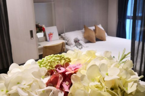 Estudio en el condominio en Watthana, Bangkok, Tailandia № 142817 - foto 5
