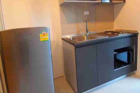 Condominio de 1 dormitorio en Bangkok, Tailandia № 208721 - foto 5